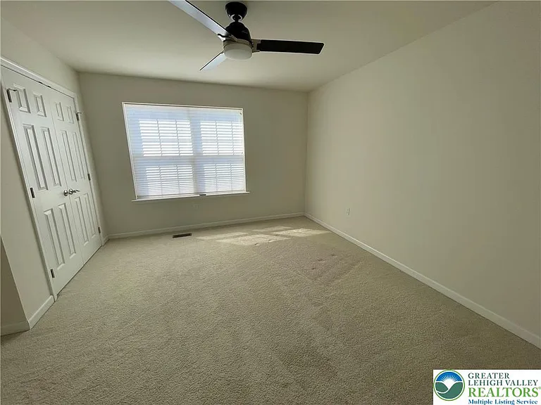 1350 Caspian St — Photo 11