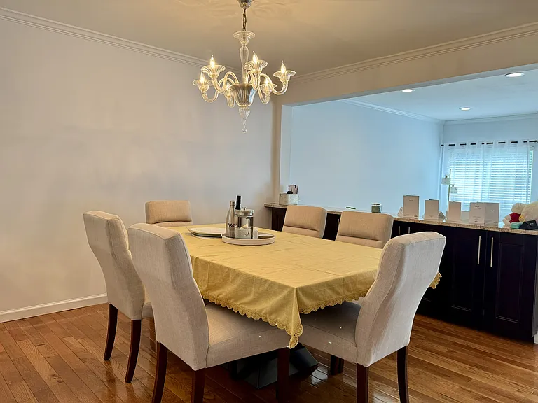 115 Chelsea Way — Photo 3