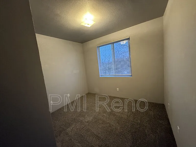 Big Horn Apartments — Photo 20