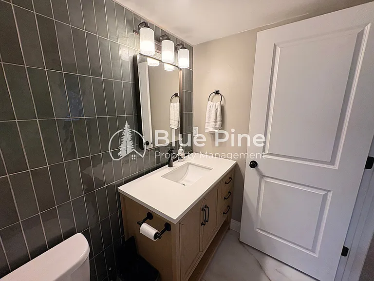 1890 Mesa Canyon Dr — Photo 25