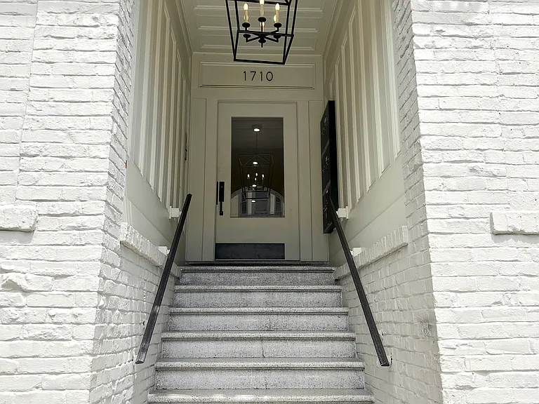 1710 Larkin St — Photo 10