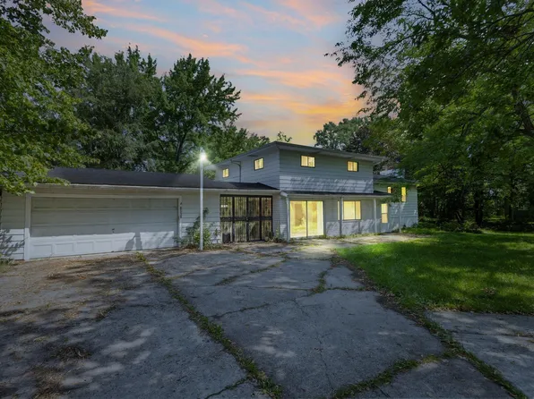 8631 Saint Joe Center Rd, Fort Wayne, IN 46835