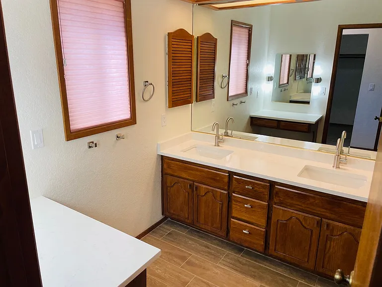 110 Valley Trl — Photo 20
