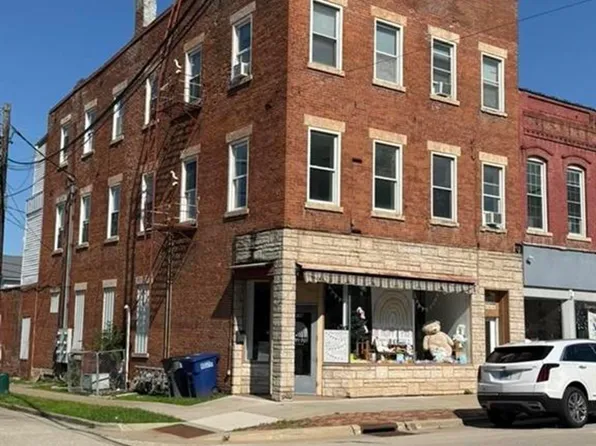 1876 Central Ave, Dubuque, IA 52001