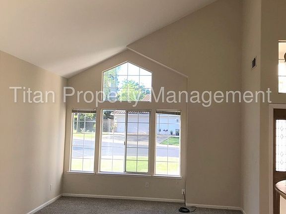2nd image of 100 Orange Blossom Cir