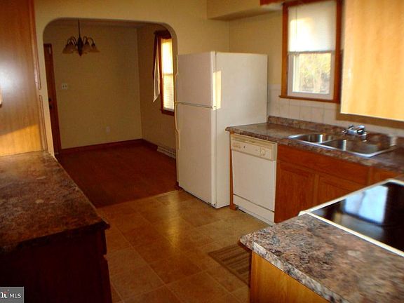 3rd image of 6337 Teresa Ln