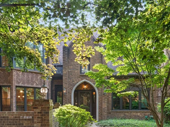 105 Bristol Sq, Pittsburgh, PA 15238