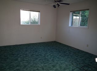 939 54th St, Springfield, OR 97478