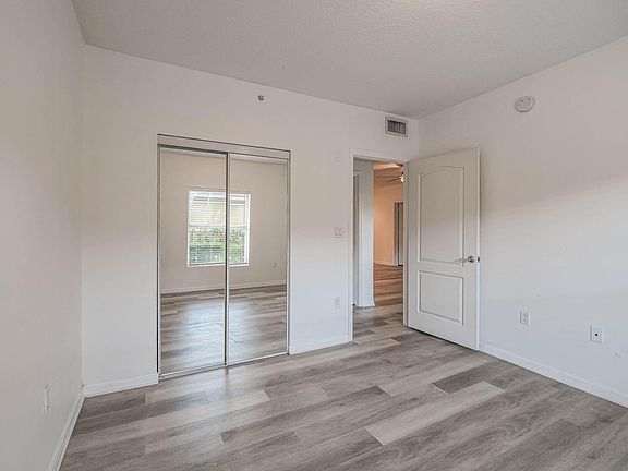 5th image of 5095 Fairways Circle #I108