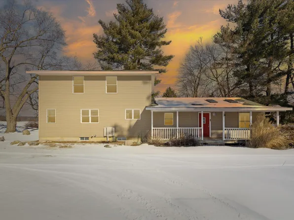 59768 Dogwood Rd, Mishawaka, IN 46544