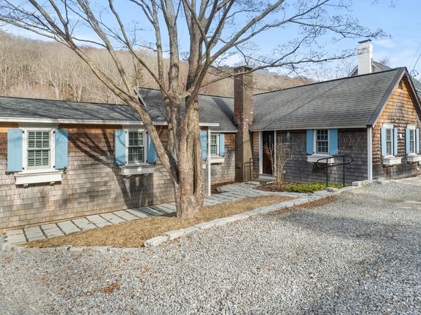 24 Old Hamburg Rd, Lyme, CT 06371