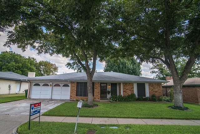 1st image of 3103 Apple Blossom Ln