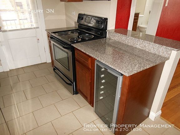 5th image of 2051 Maury Ave APT 3N
