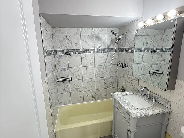4337 Prescott Ave #1B — Photo 10