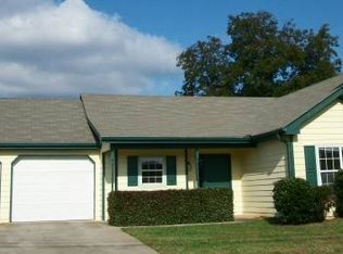 40 Falcon Crest Dr, Covington, GA 30016