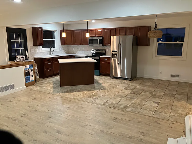 16 Hemlock Cir — Photo 2
