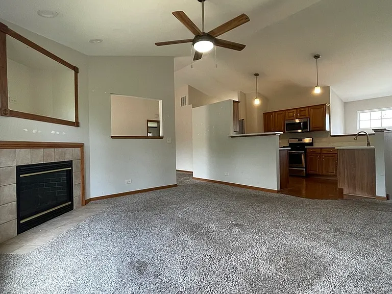 3609 Roanoke Ave — Photo 5
