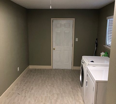 3rd image of 1729 Dolphin Dr