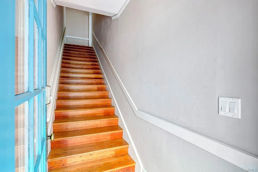 2 bed, 1200 sqft, $3,995 — Photo 3