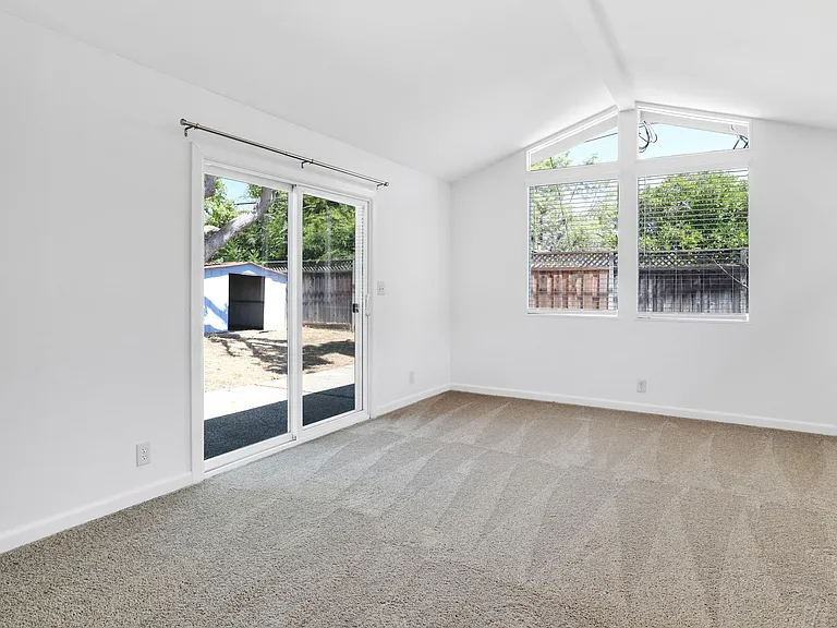 4483 Alex Dr — Photo 24
