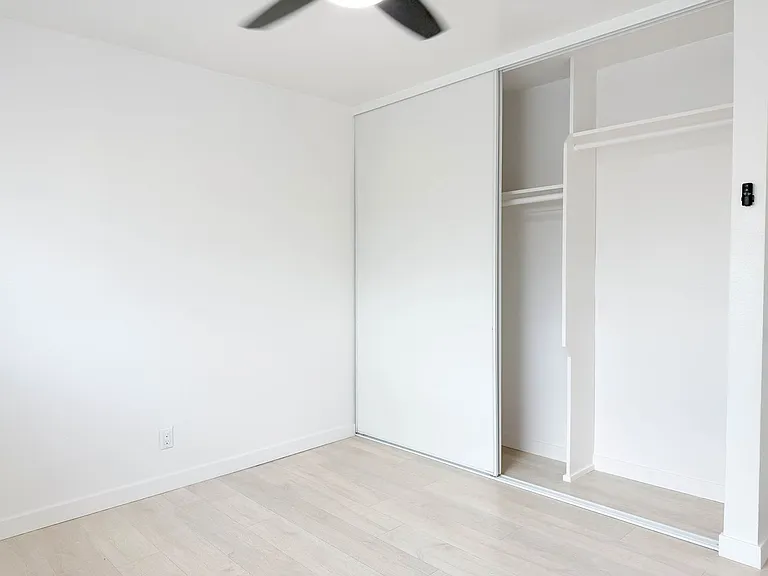 4639 Bancroft St — Photo 17