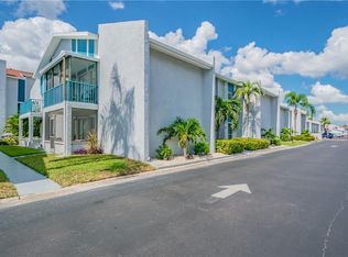 250 Medallion Blvd APT F, Madeira Beach, FL 33708