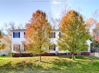 81 Hunting Hills Dr, Charleston, WV 25311