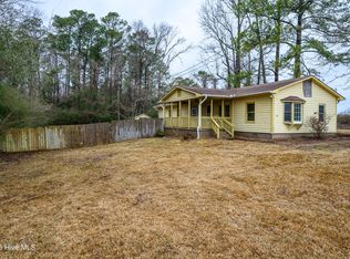 1107 Riggs Rd, Maysville, NC 28555
