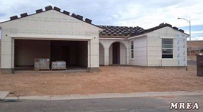 Front photo in construction