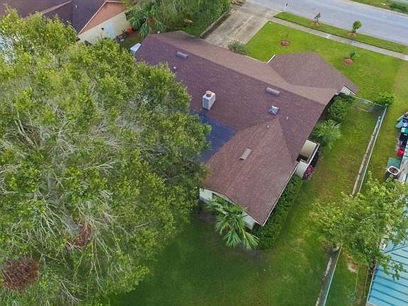 3rd image of 583 Mendoza Dr