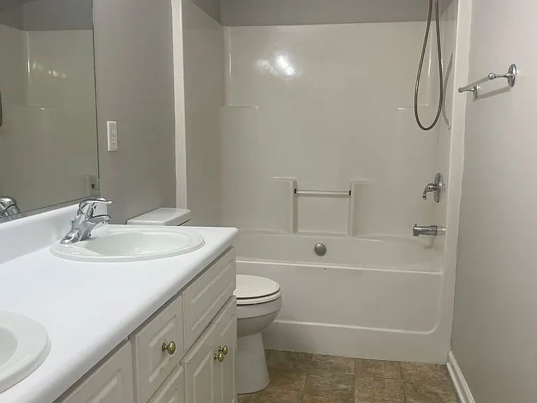 449 Northrop Pl — Photo 14