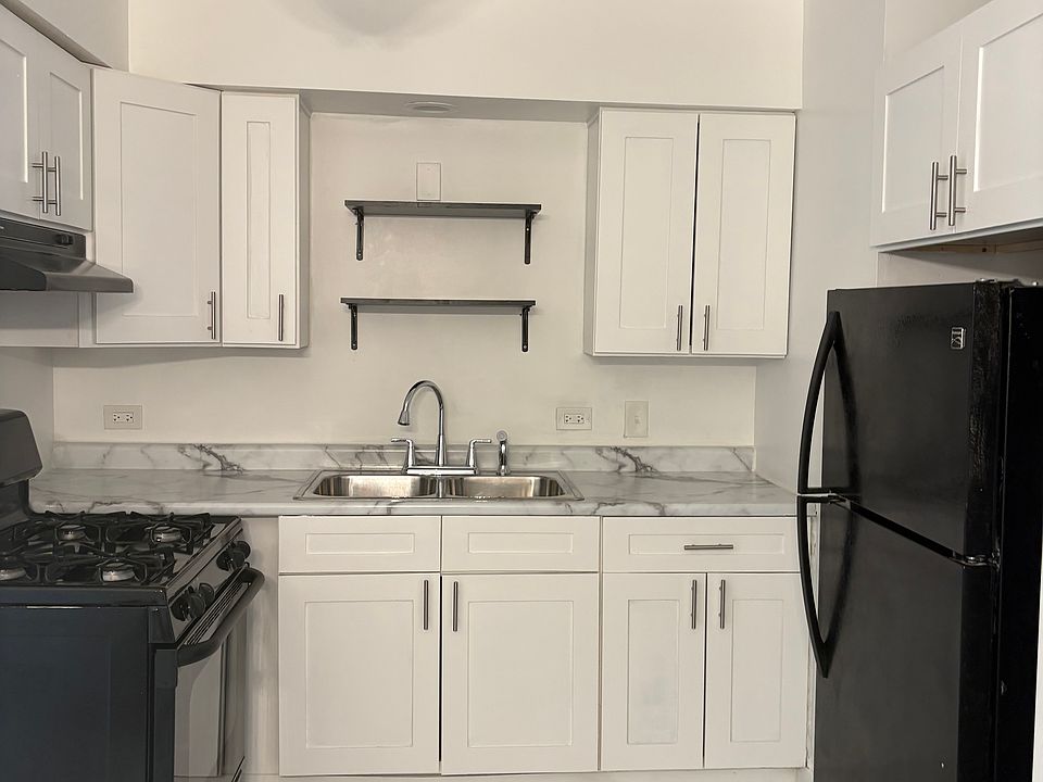 1st image of 8200 S Jeffery Blvd