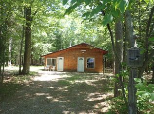 1640 Derby Rd, Indian River, MI 49749