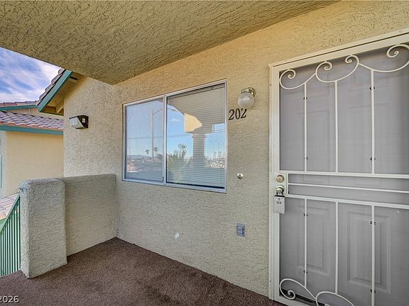 2nd image of 332 S Buffalo Dr Unit 202