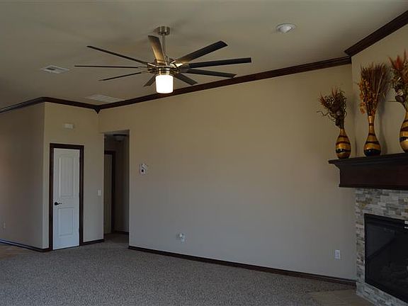 2nd view living area