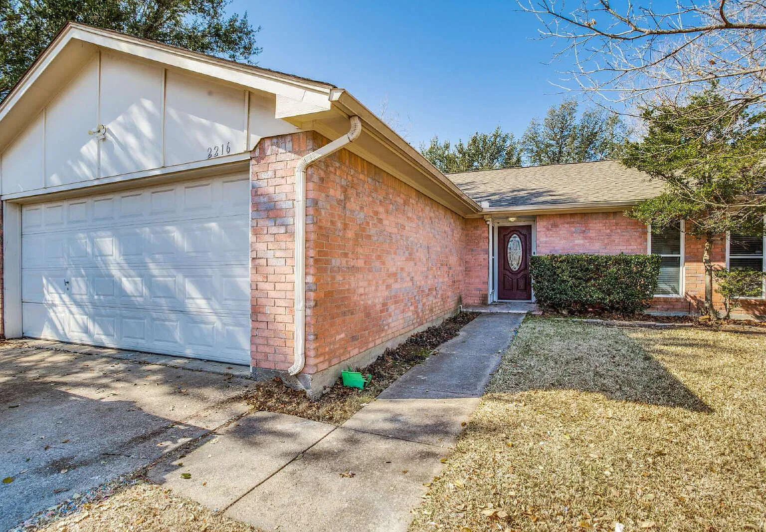 3 bed, 2.0 bath, 1616 sqft, $2,250 — Photo 3