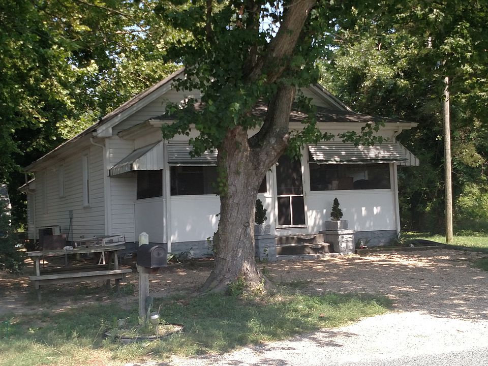 1111 Marine Road