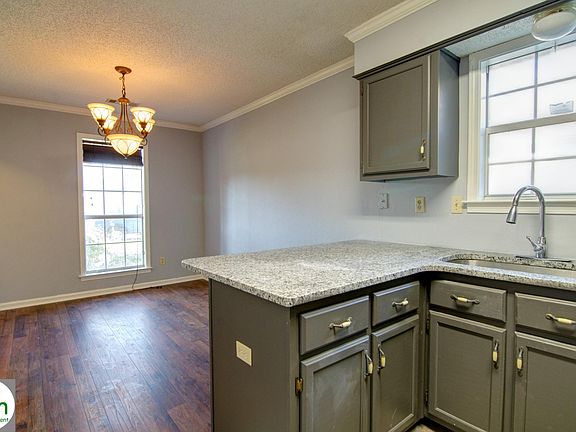 4th image of 2228 Lake Springs Ln