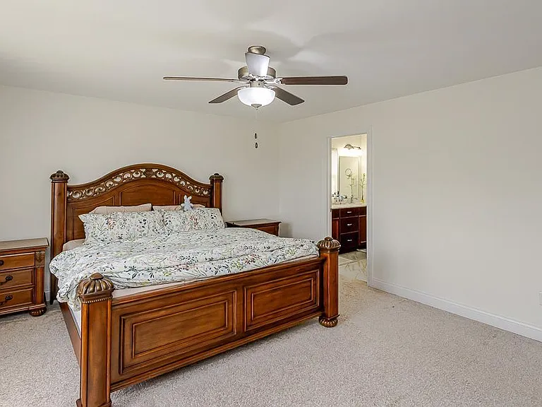 14825 Saddle Horn Dr — Photo 45
