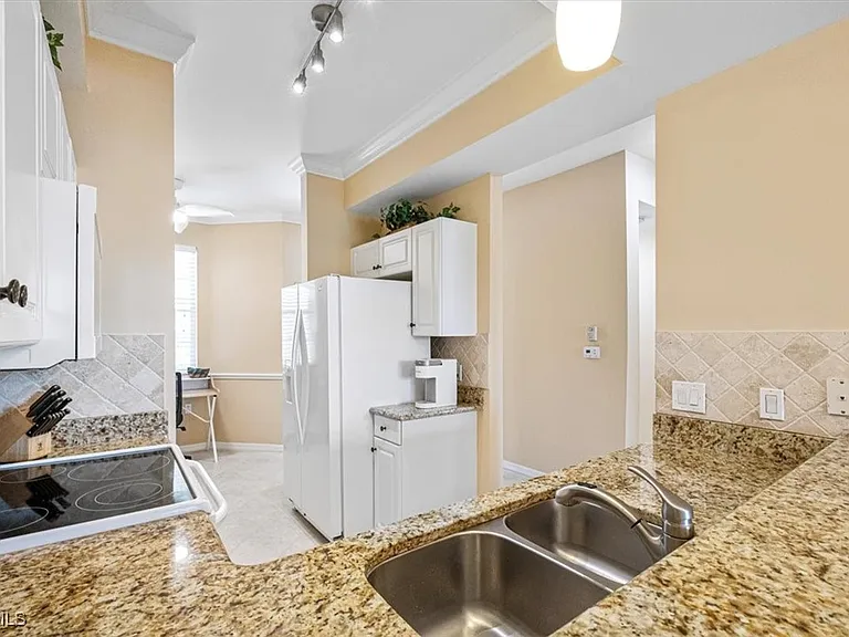 14571 Legends Blvd N #106 — Photo 12