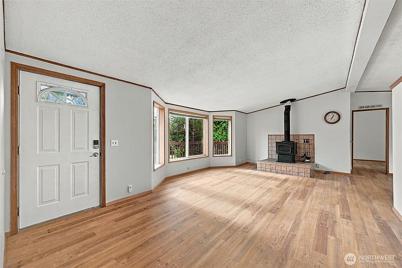 5th image of 7120 Valley View Road
