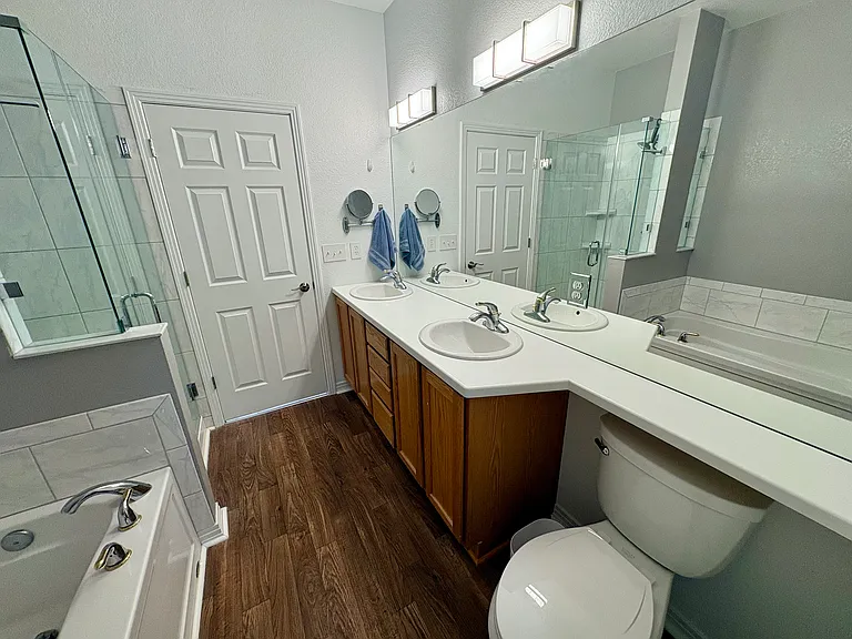 5-piece Primary Bathroom