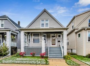 5045 W Dakin St, Chicago, IL 60641