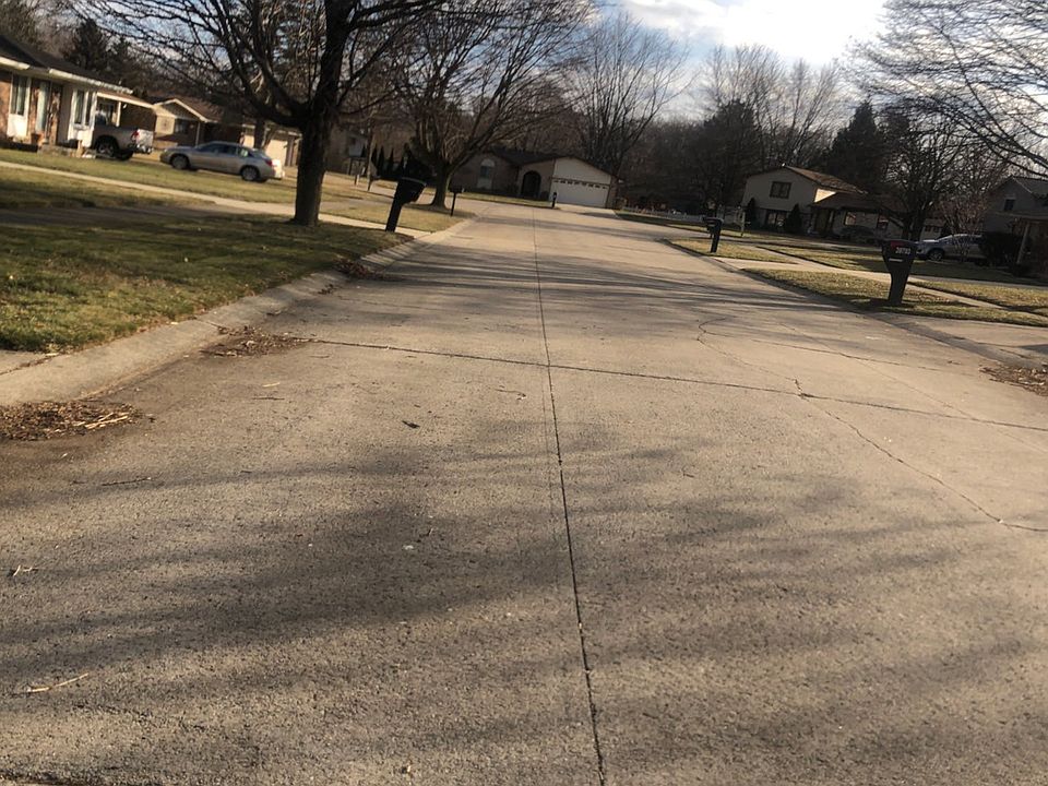 2nd image of 39862 Rager Ct