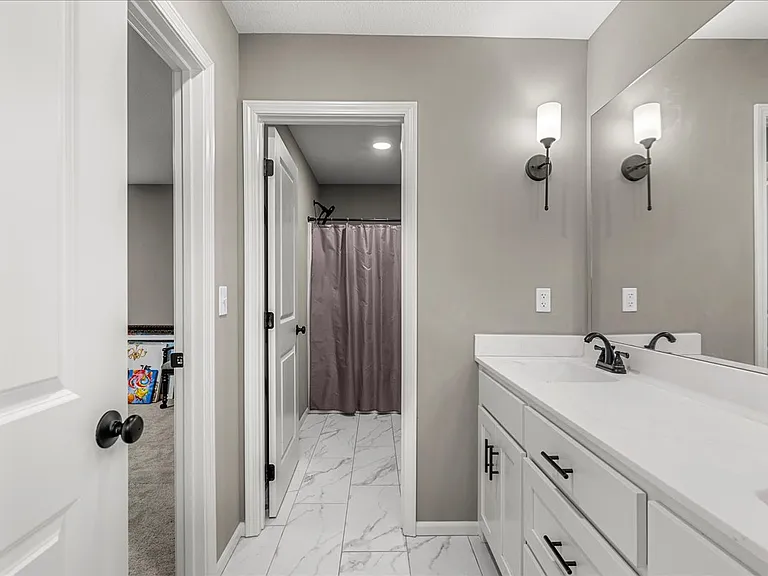 21410 W 189th Ter — Photo 16