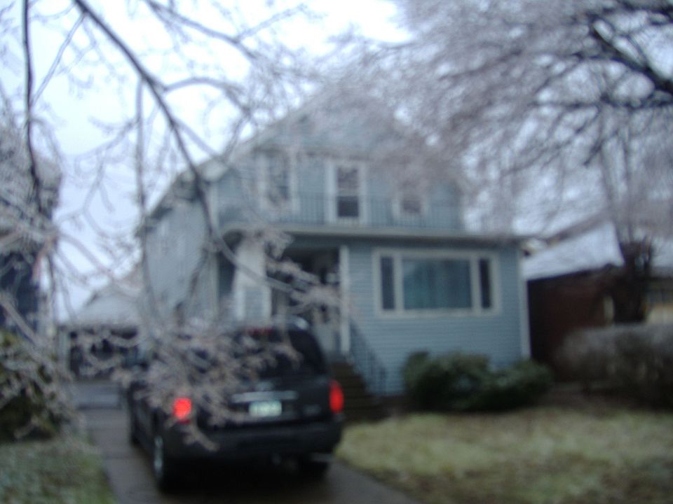 1st image of 204 Roebling Ave