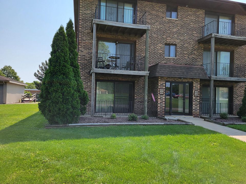 1st image of 18247 Sycamore Ave