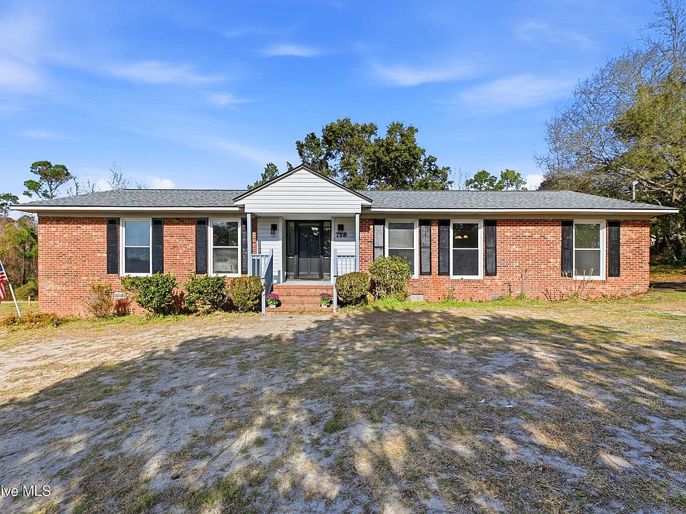 1st image of 718 Hughes Road