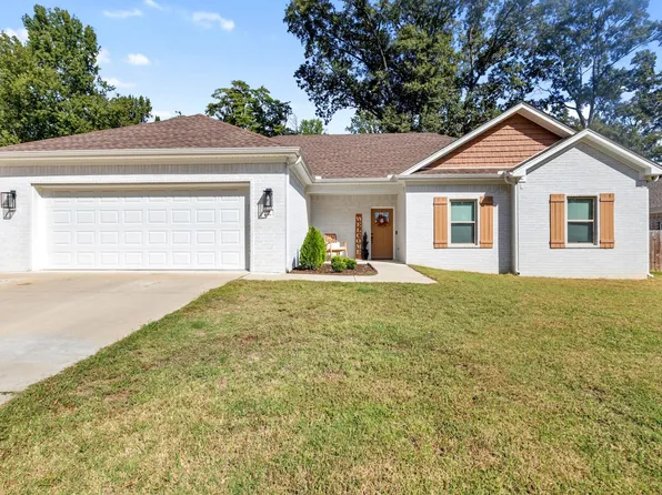 12 Raspberry Ln, Cabot, AR 72023