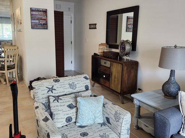 136 NE 19th Ct APT F114